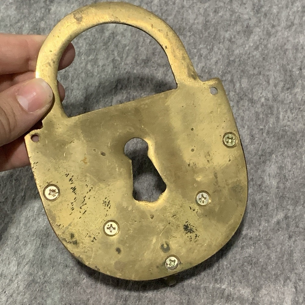 Vintage Brass Lock-shaped Key Holder for Wall Mini Hooks/Holders - Picture 4 of 7
